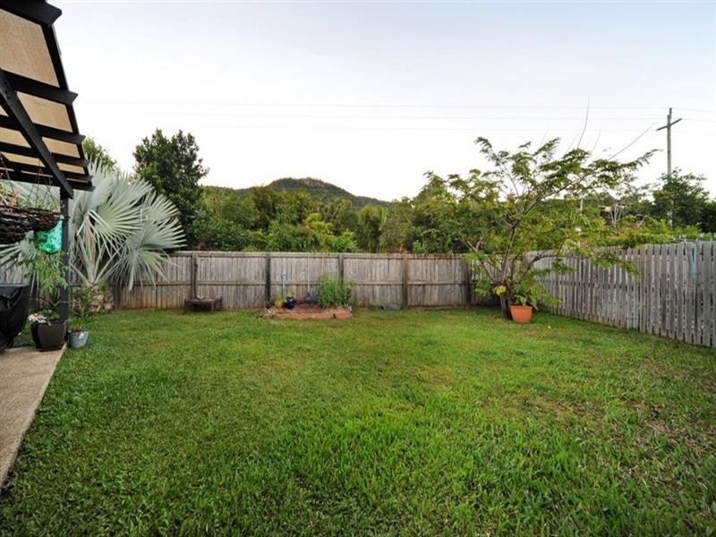 2/30 Banksia Court, Cannonvale QLD 4802
