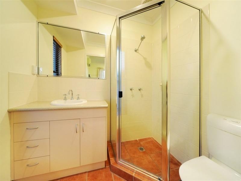 2/30 Banksia Court, Cannonvale QLD 4802