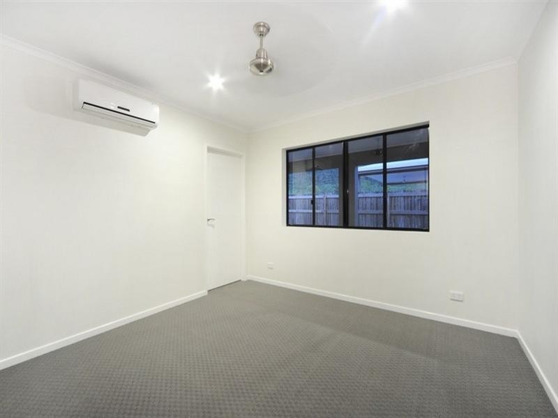 59 Parker Road, Cannonvale QLD 4802