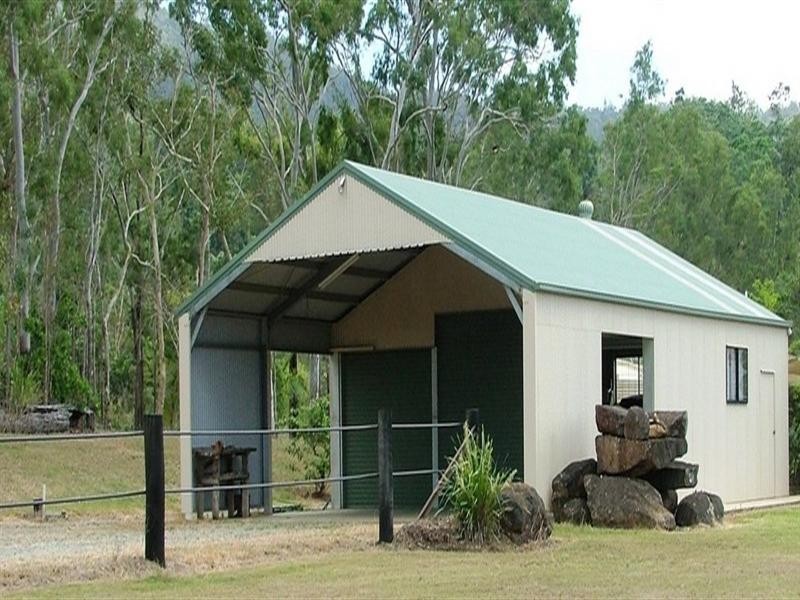 490 Sugarloaf Road, Sugarloaf QLD 4800