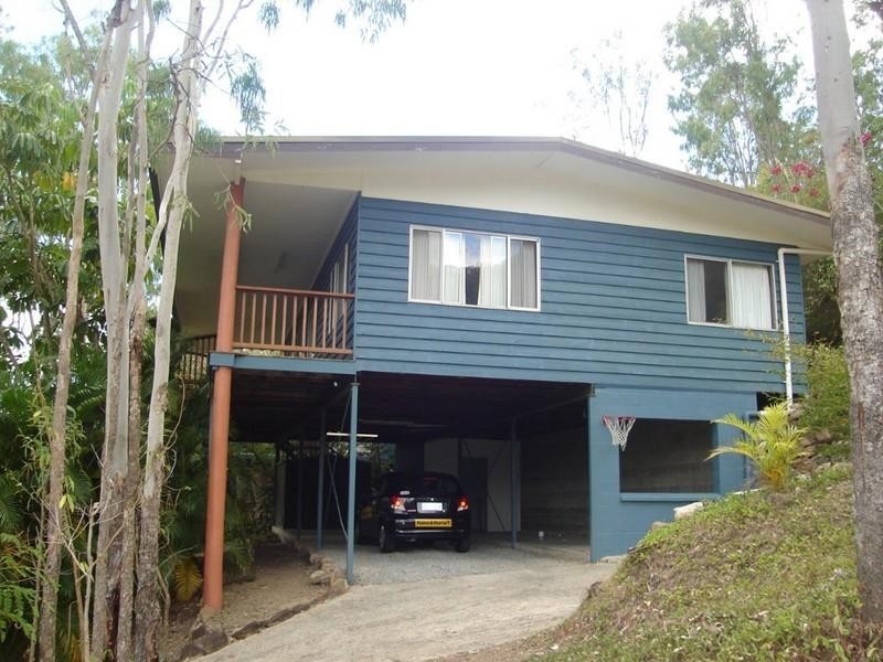 19 Warruga Street, Cannonvale QLD 4802