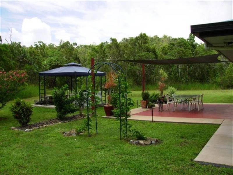 4 Leeder Road, Conway QLD 4800