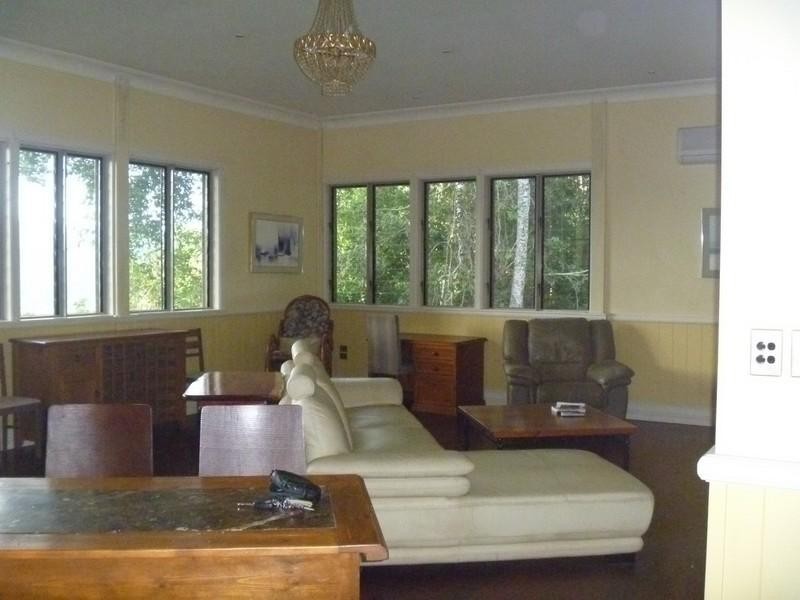 172 Staniland Drive, Strathdickie QLD 4800