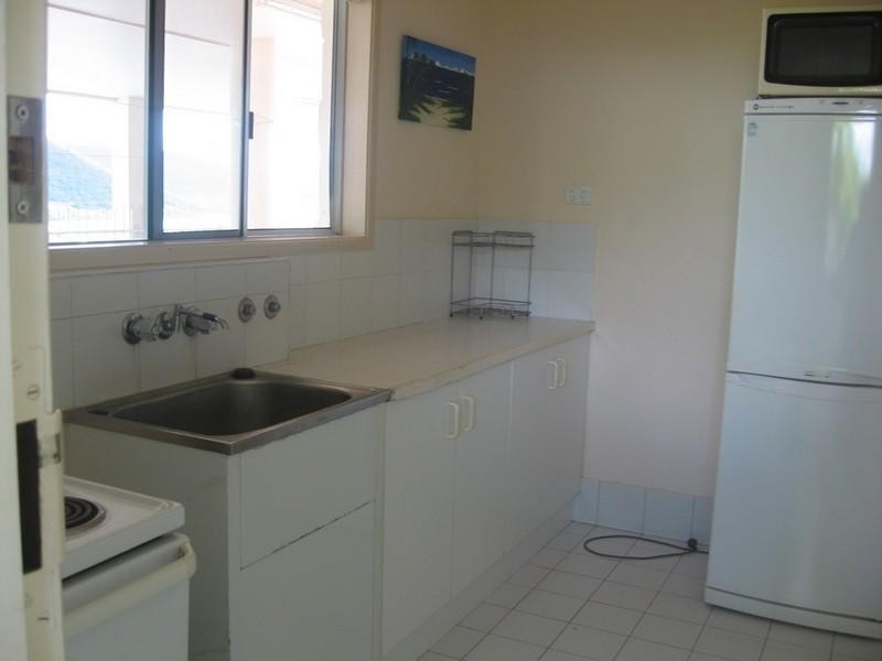 3/30 Macarthur Drive, Cannonvale QLD 4802