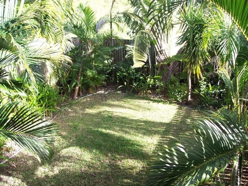 13/21 Shute Harbour Road, Cannonvale QLD 4802