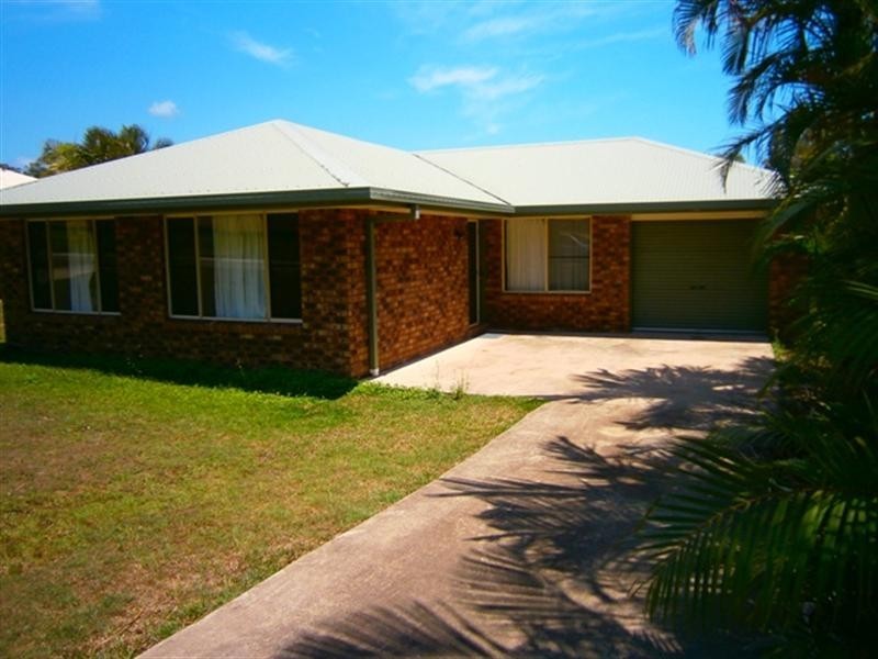 14 Border Drive, Cannonvale QLD 4802