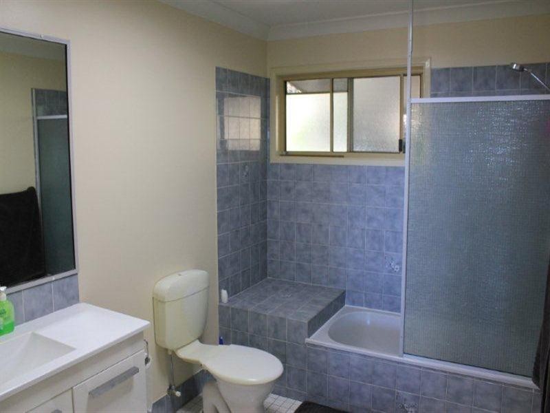 5 Katoota Court, Cannonvale QLD 4802