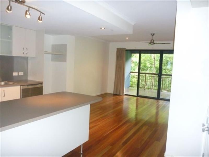 6/3-5 Seaview Drive, Airlie Beach QLD 4802