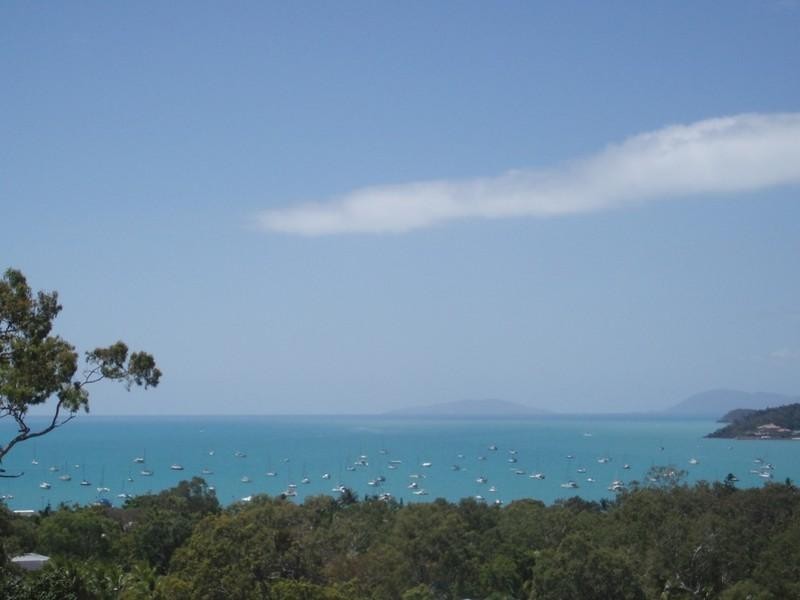 22 Nara Avenue, Airlie Beach QLD 4802