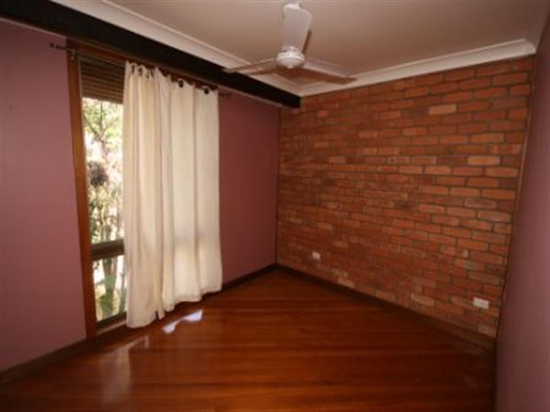 5/3 Beach Road, Cannonvale QLD 4802