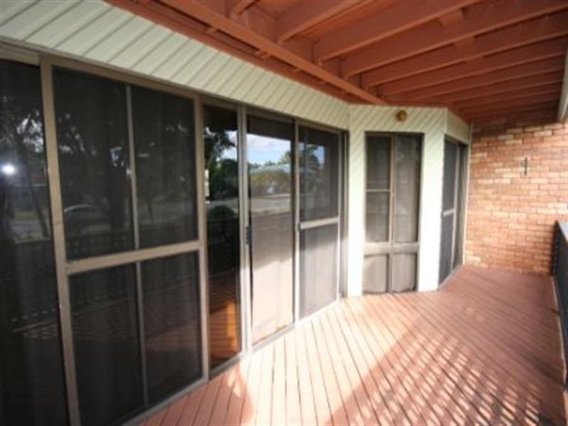 5/3 Beach Road, Cannonvale QLD 4802