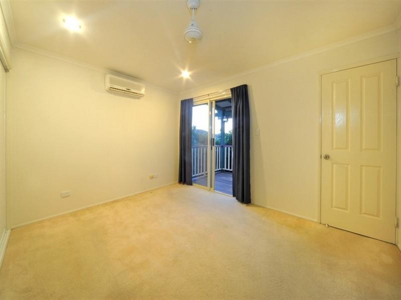 8 Hamilton Avenue, Cannonvale QLD 4802