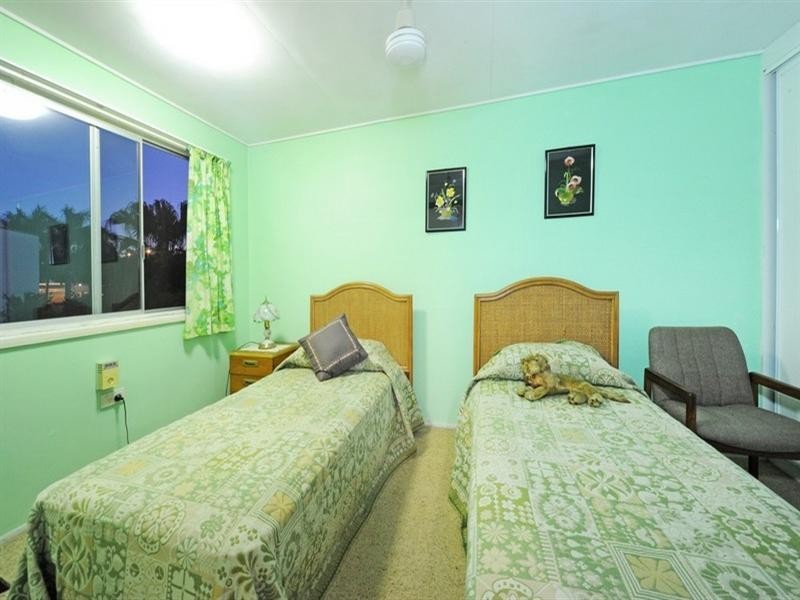 4 Schnapper Street, Cannonvale QLD 4802