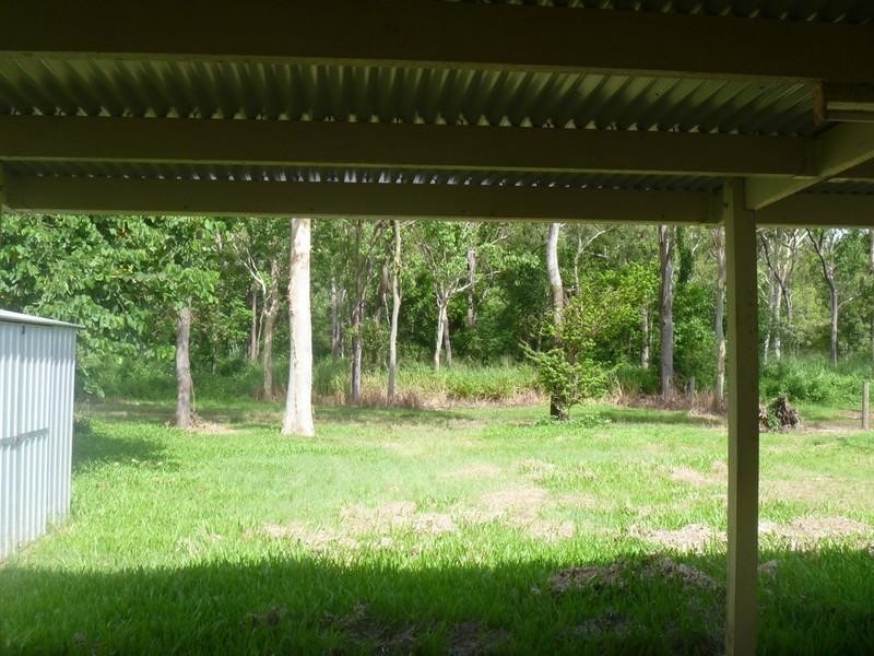 8 Solway Avenue, Cannonvale QLD 4802