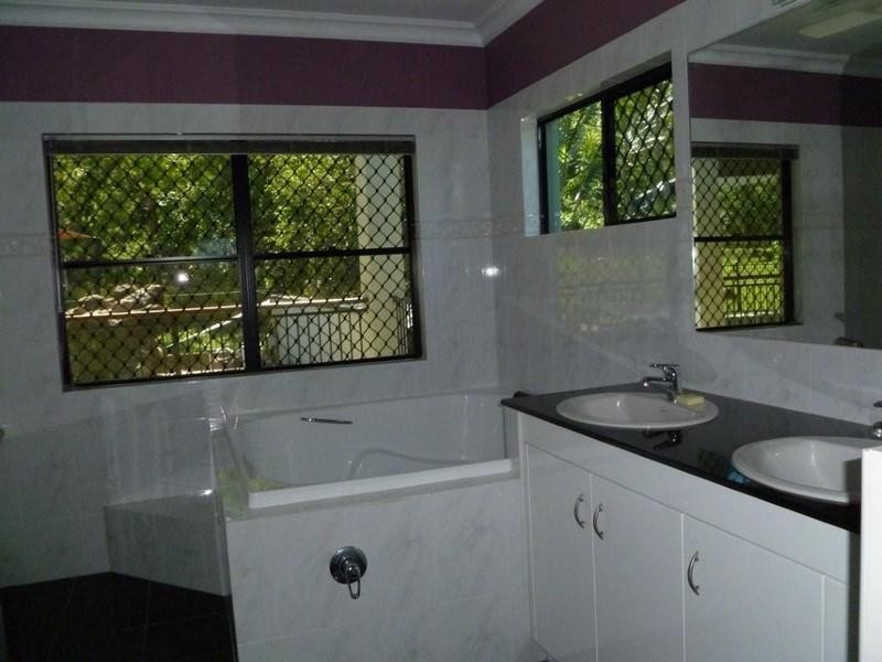 35 Riverview Drive, Mount Julian QLD 4800