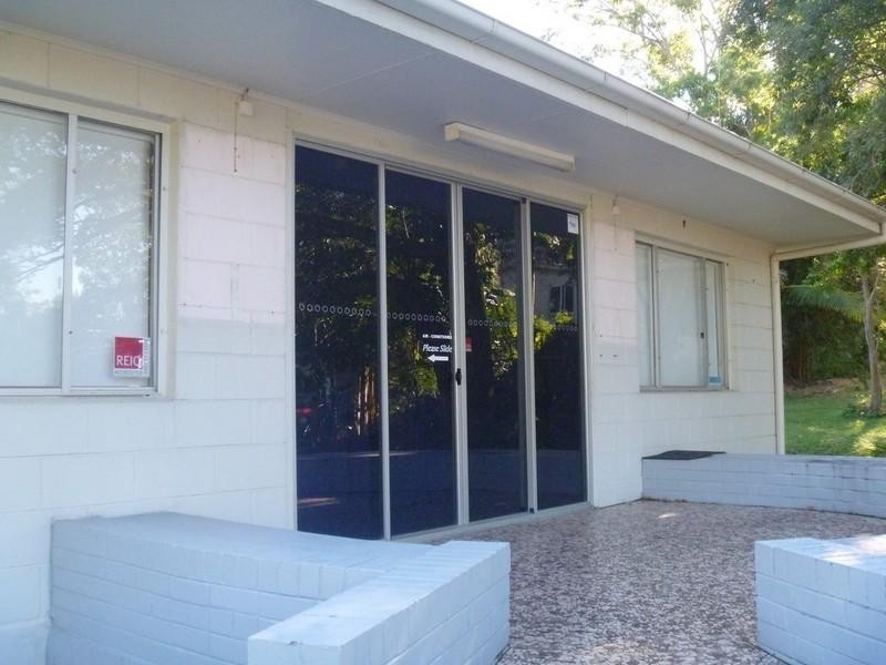 2 Waterson Way, Airlie Beach QLD 4802