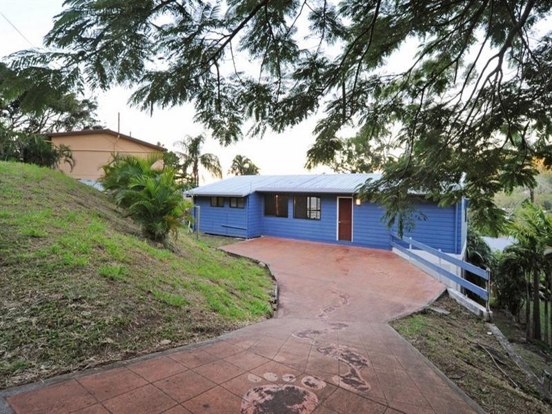 9 Stewart Drive, Cannonvale QLD 4802