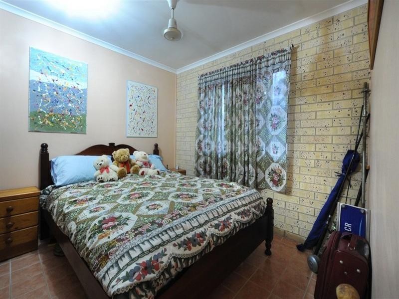 40 South Molle Boulevard, Cannonvale QLD 4802