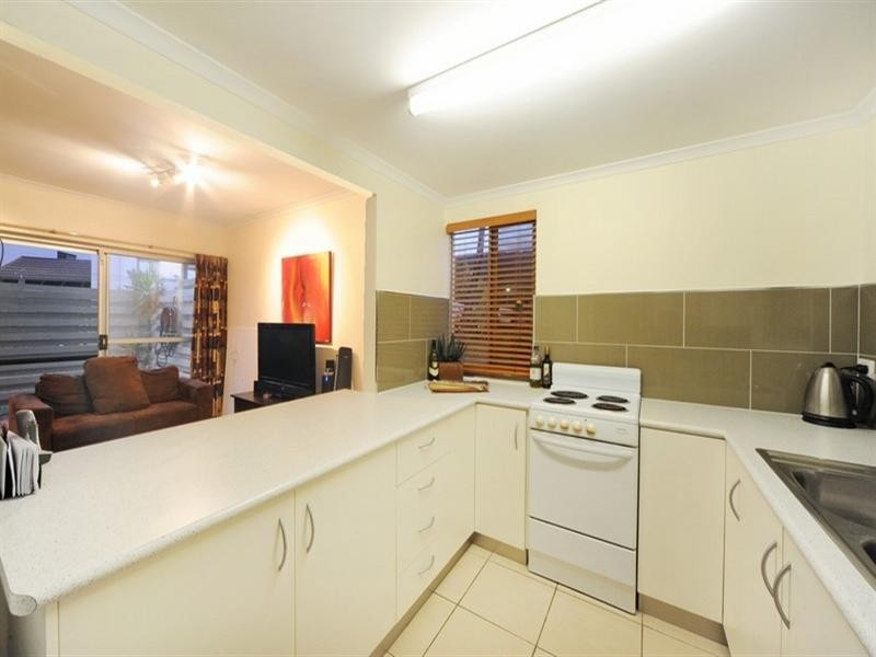 1/3 Maeva Street, Jubilee Pocket QLD 4802