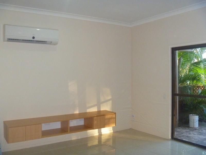 33 Tropic Road, Cannonvale QLD 4802