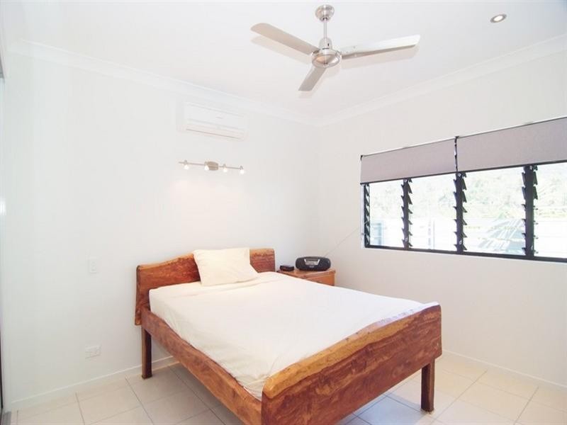 1 & 2/3 Shelter Close, Jubilee Pocket QLD 4802