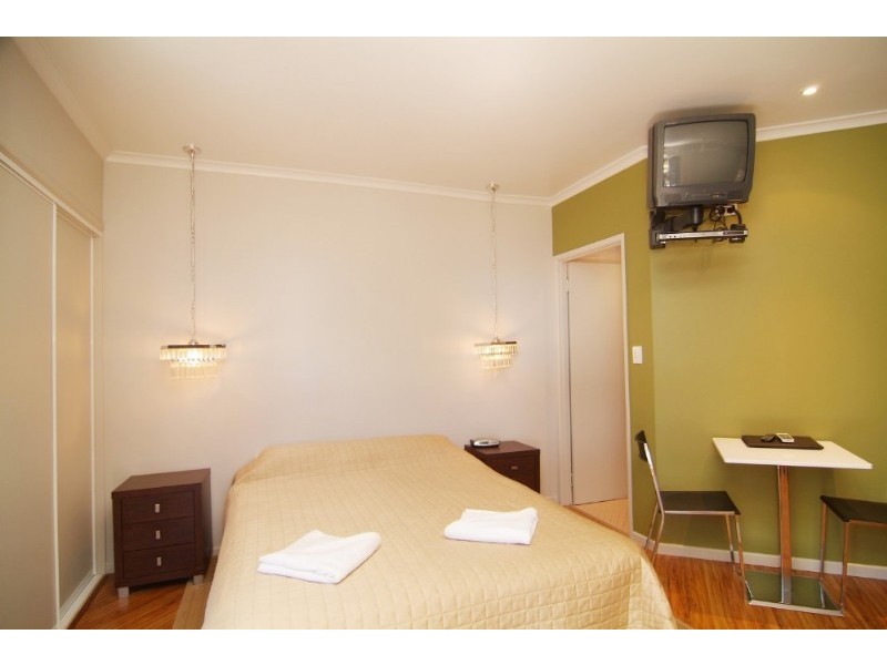 16/48 Coral Esplanade, Cannonvale QLD 4802