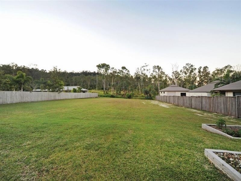 70 Galbraith Park Drive, Cannonvale QLD 4802