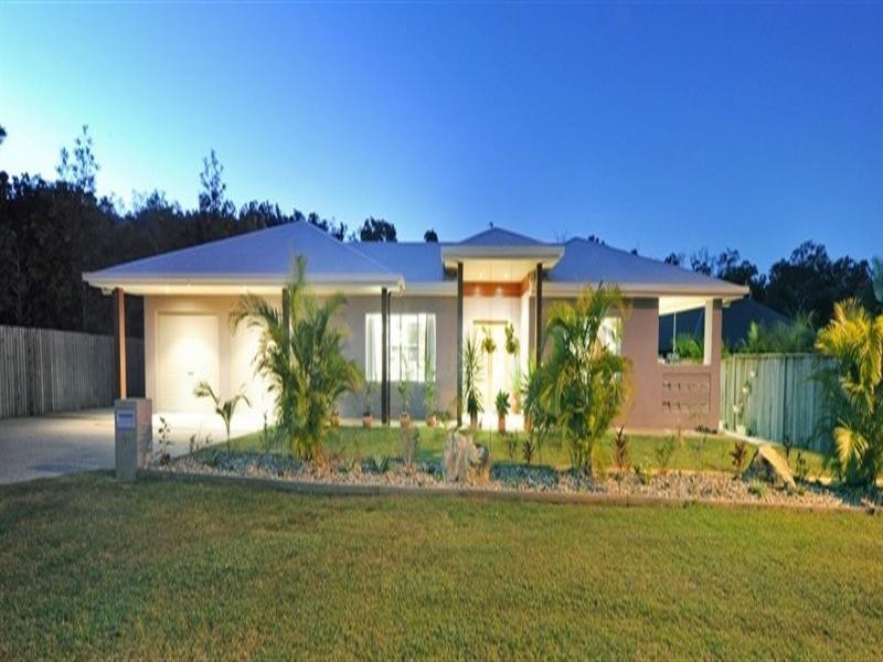 70 Galbraith Park Drive, Cannonvale QLD 4802