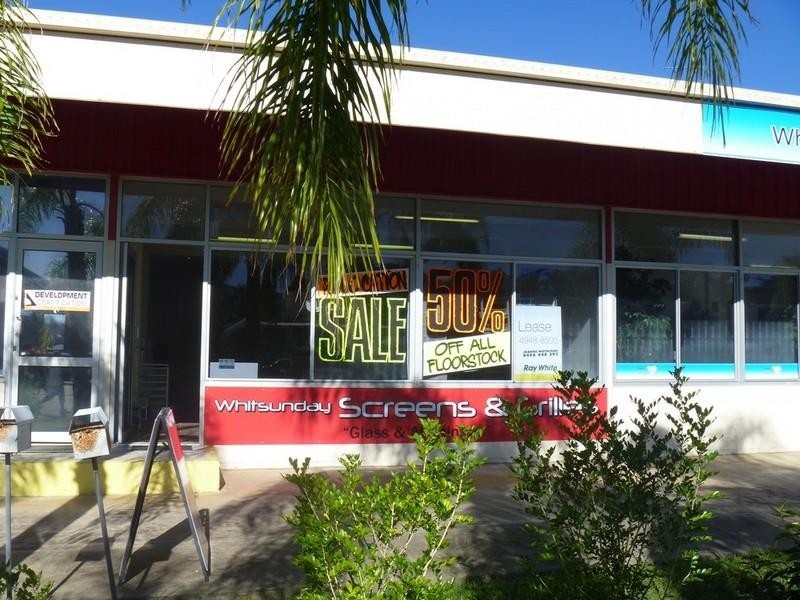 2/17 William Murray Drive, Cannonvale QLD 4802