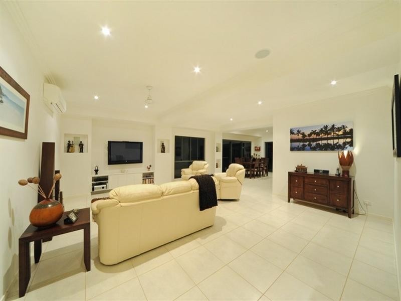 1/5 Olsen Place, Jubilee Pocket QLD 4802