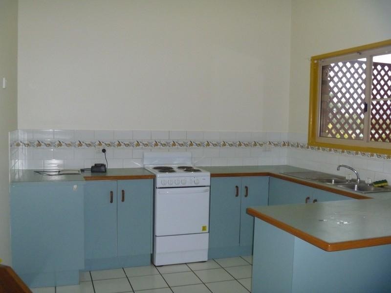 27 Jones Road, Cannonvale QLD 4802