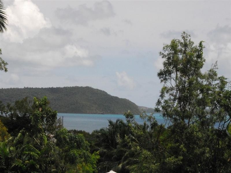 27 Jones Road, Cannonvale QLD 4802