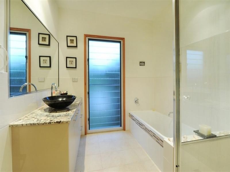 32 Kingfisher Terrace, Jubilee Pocket QLD 4802