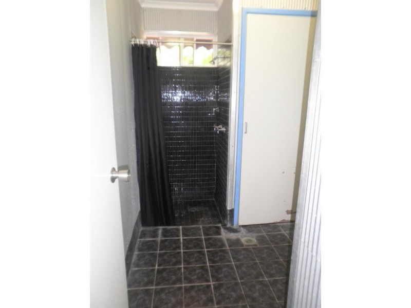 2/2 Mandalay Road, Jubilee Pocket QLD 4802