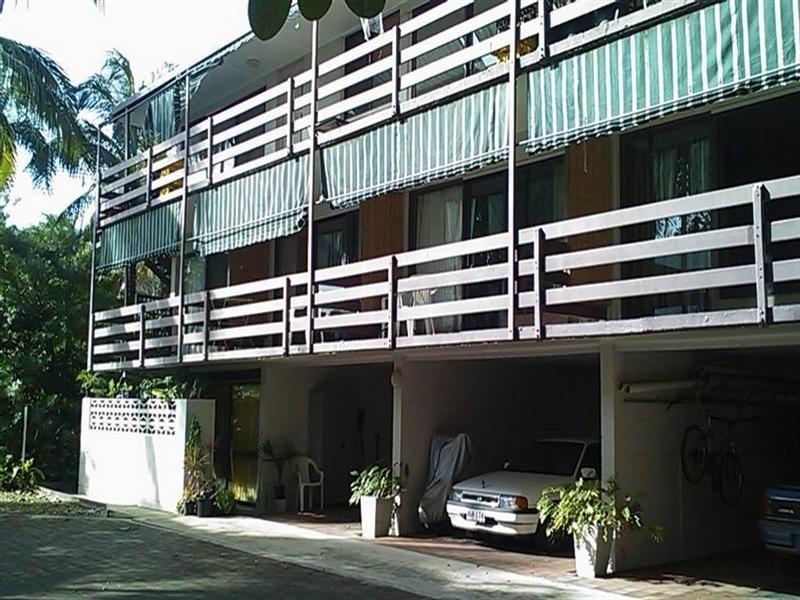 4/14 Beach Road, Cannonvale QLD 4802