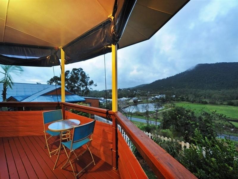 15 Daydream Court, Cannonvale QLD 4802