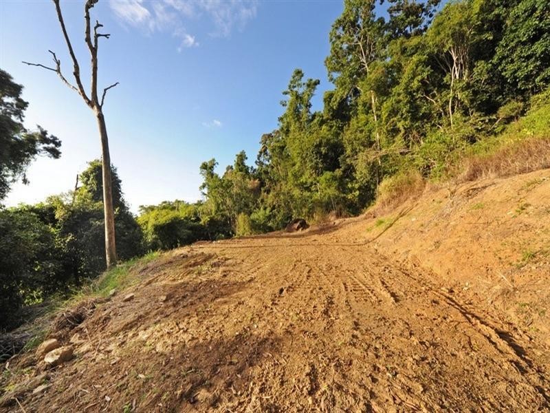 28 Eshelby Drive, Cannonvale QLD 4802