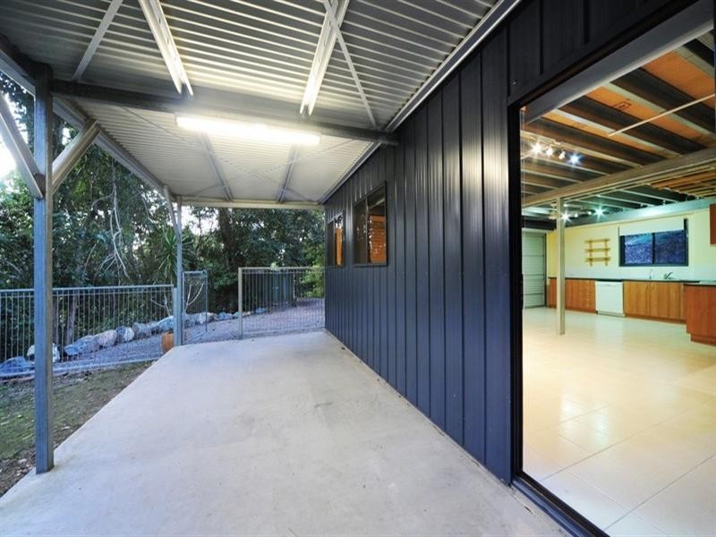 28 Eshelby Drive, Cannonvale QLD 4802