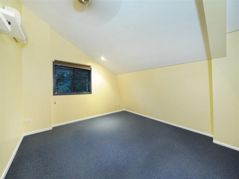 28 Eshelby Drive, Cannonvale QLD 4802