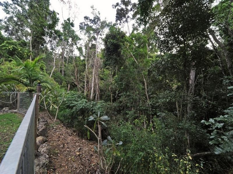 28 Eshelby Drive, Cannonvale QLD 4802