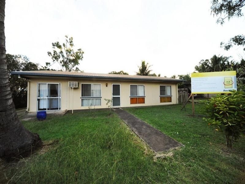 38 Stewart Drive, Cannonvale QLD 4802