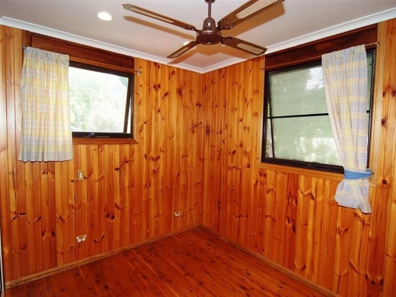 8 Sandpiper Crescent, Jubilee Pocket QLD 4802