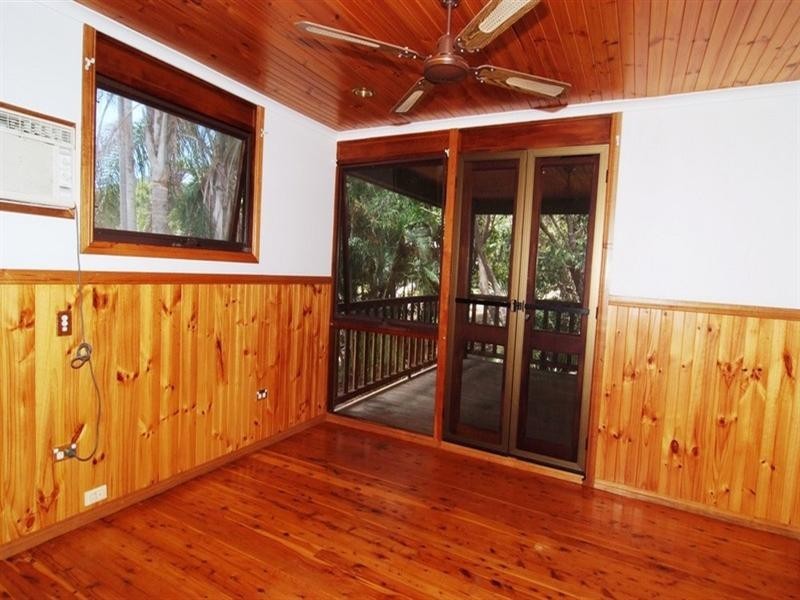 8 Sandpiper Crescent, Jubilee Pocket QLD 4802