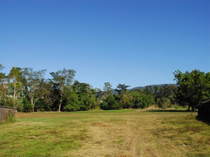 25 Waite Creek Court, Cannonvale QLD 4802