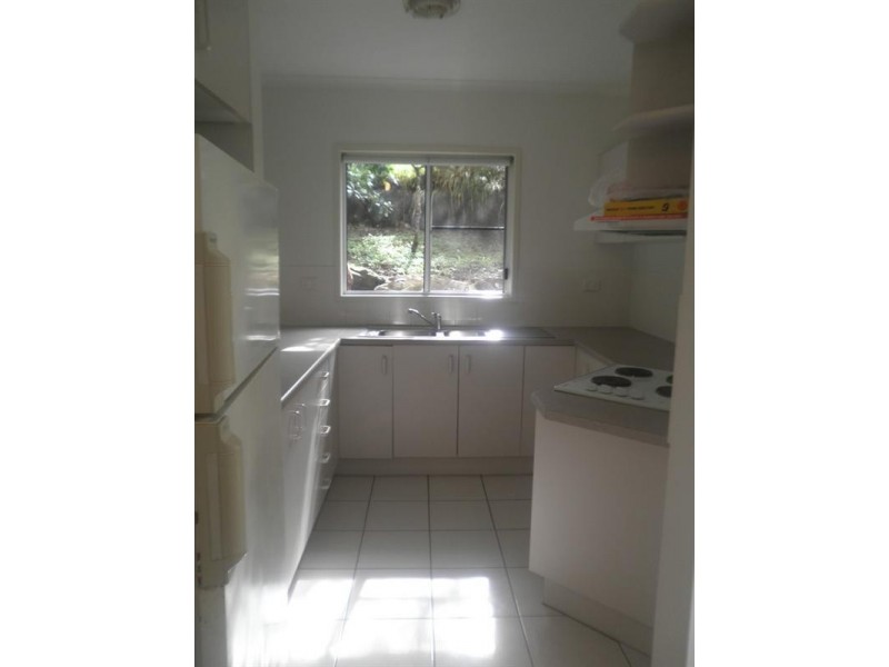 3/17 Macarthur Drive, Cannonvale QLD 4802