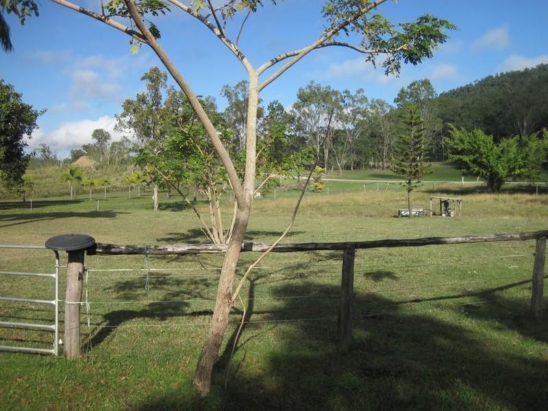 434 Sugarloaf Road, Riordanvale QLD 4800