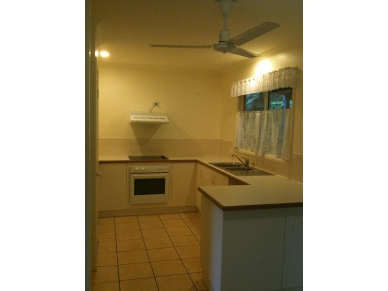 12 Grace Avenue, Cannonvale QLD 4802