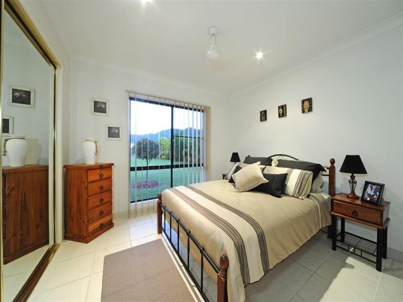 76 Galbraith Park Drive, Cannonvale QLD 4802