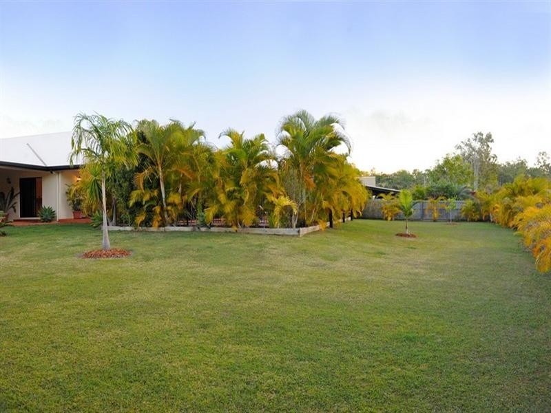 76 Galbraith Park Drive, Cannonvale QLD 4802