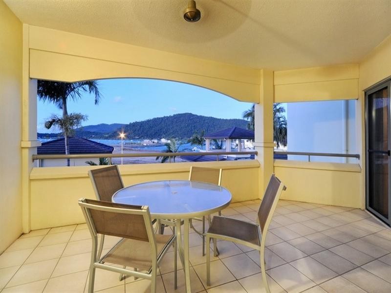 4/406 Shute Harbour Road, Airlie Beach QLD 4802